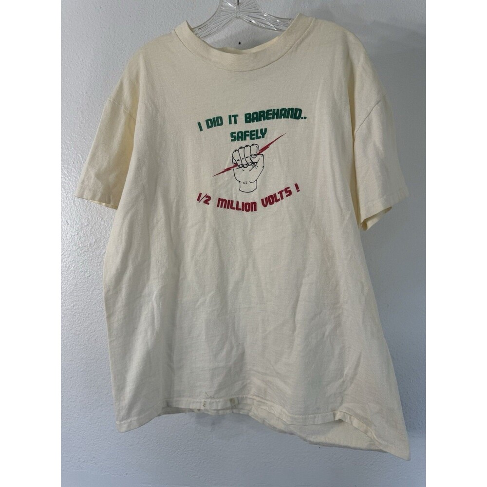 Vintage Single Stitch Hanes Beefy I Did It Barehanded 1/2 Million Volts Electric
